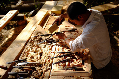 滇木雕 一木一世界，一雕一傳奇